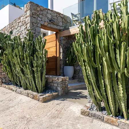 Lilium I - Overlooking Psarou Bay, Mykonos * Psarrou