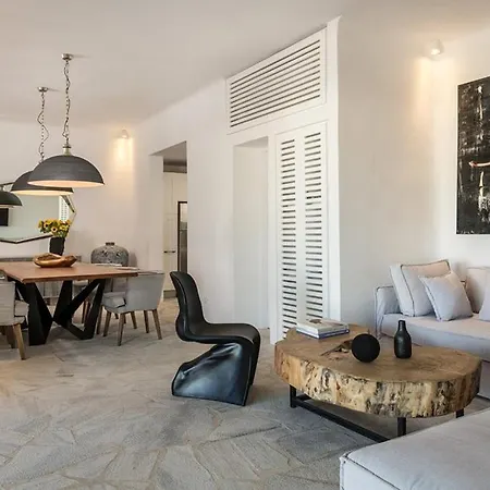 Lilium I - Overlooking Psarou Bay, Mykonos Villa