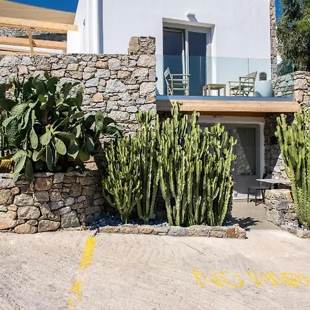 Lilium I - Overlooking Psarou Bay, Mykonos * Psarrou