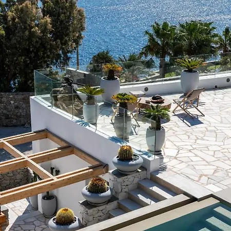 Lilium I - Overlooking Psarou Bay, Mykonos * Psarrou