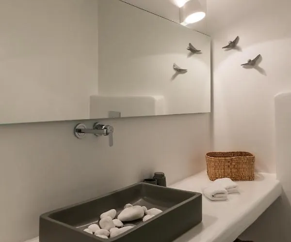 Lilium I - Overlooking Psarou Bay, Mykonos Willa Psarrou