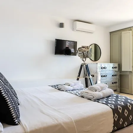 Lilium I - Overlooking Psarou Bay, Mykonos וילה *