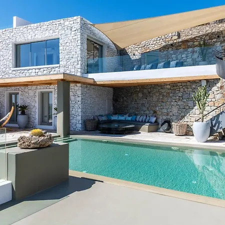 Vila Lilium I - Overlooking Psarou Bay, Mykonos
