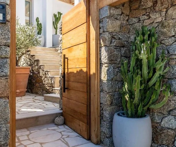 Lilium I - Overlooking Psarou Bay, Mykonos * Псароу