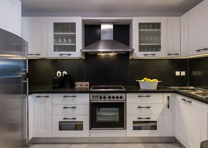 Lilium I - Overlooking Psarou Bay, Mykonos *